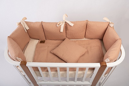 Комплект в кроватку с универсальными бортиками "Vintage" пике / сатин (молочный)