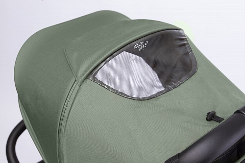 Коляска прогулочная Peppy Latina (forest green) зеленая Коляска прогулочная Peppy Latina (forest green) зеленая