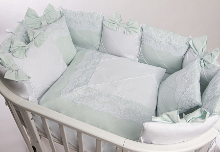 Комплект в кроватку подушками "Classico" мятный сатин / кружево