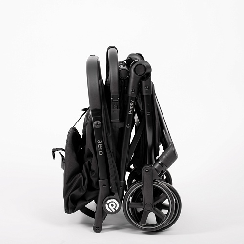Прогулочная коляска Peppy Aero (Black cosmos) черный Прогулочная коляска Peppy Aero (Black cosmos) черный