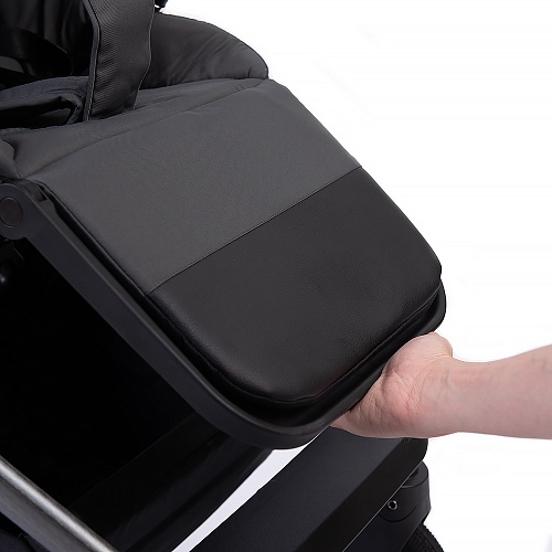 Коляска детская Peppy Monaco 2 в 1 GP Antrazit (графитовый), рама графит, шлифованный алюминий Коляска детская Peppy Monaco 2 в 1 GP Antrazit (графитовый), рама графит, шлифованный алюминий