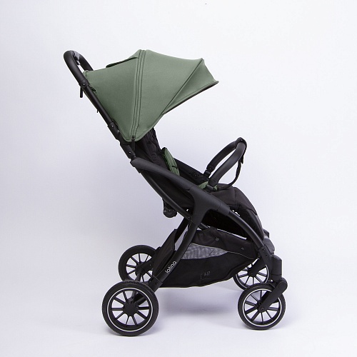 Коляска прогулочная Peppy Latina (forest green) зеленая Коляска прогулочная Peppy Latina (forest green) зеленая